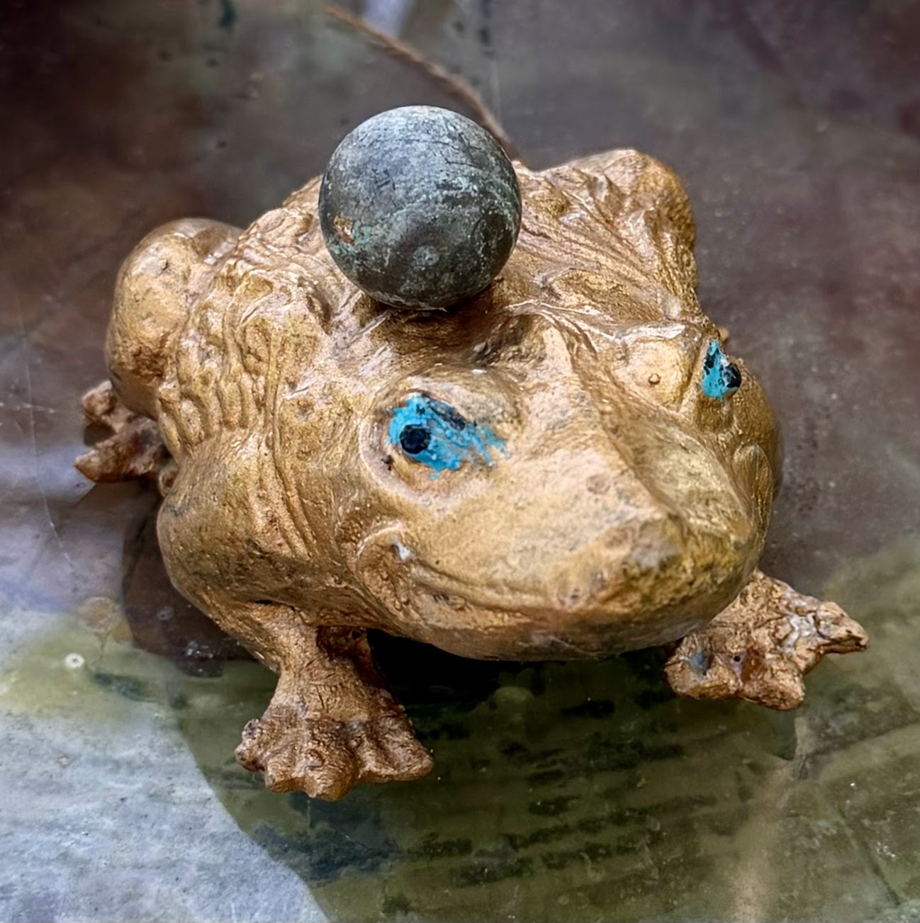 Bronze toad